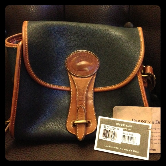 Dooney & Bourke Bag