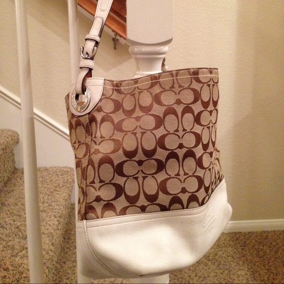 Authentic Coach Signature Tote