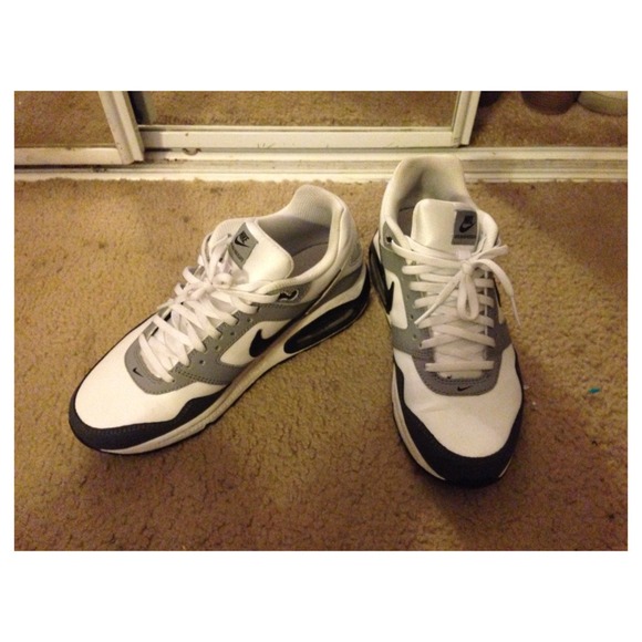 Nike AirMax Navigate
