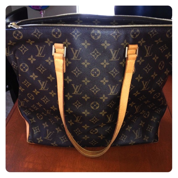 HOLD-Authentic Louis Vuitton Mezzo Bag