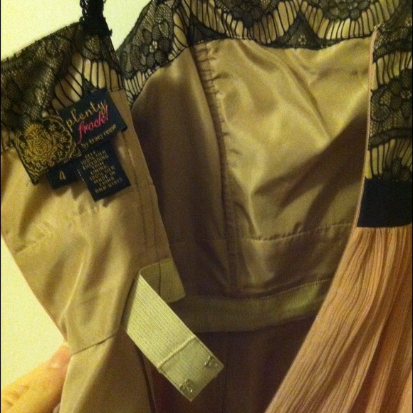 HOST PICK 3/29 Silk Pink Lace Dress - Picture 3 of 3