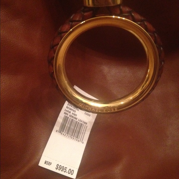 Michael Kors Scorpio large hobo. - Picture 3 of 4