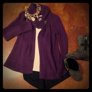 Old Navy purple sweater cardigan 🔮$10🔮