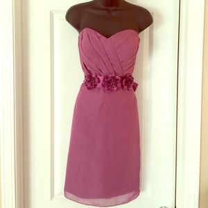 sweetheart neckline lavender dress