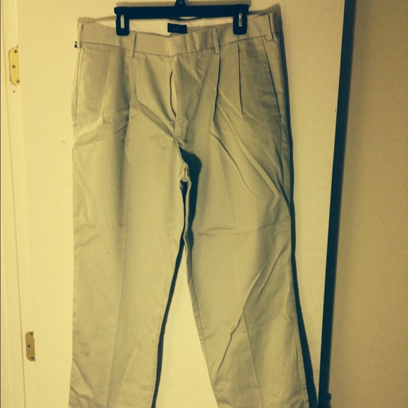 2 pairs mens khaki dress pants