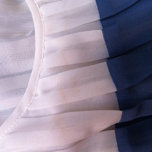 🌹REDUCED 🌹Blu Pepper Chiffon Dress - Picture 3 of 3