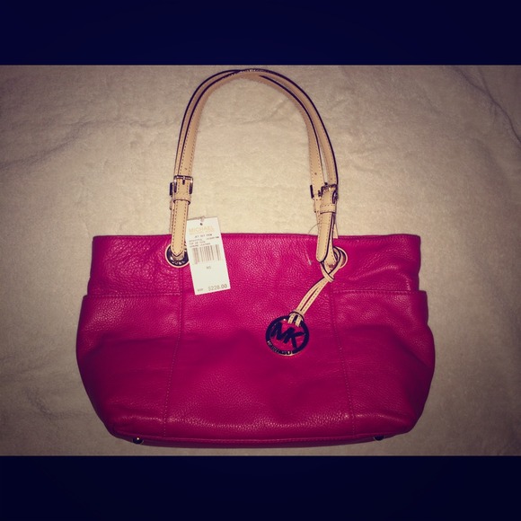 Michael Kors Jet Set Zip Top Tote Pink