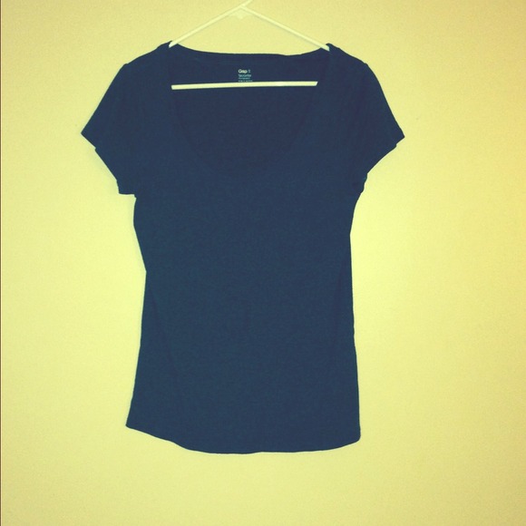 Gap t shirt scoop neck