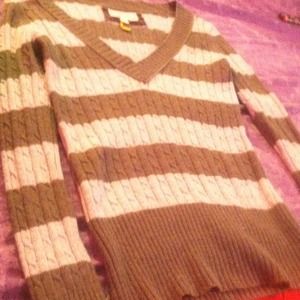 American eagle sweater