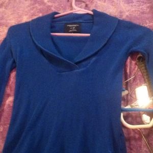 American eagle sweater