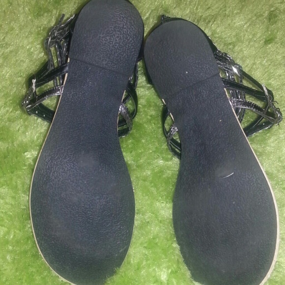Sandles - Picture 4 of 4