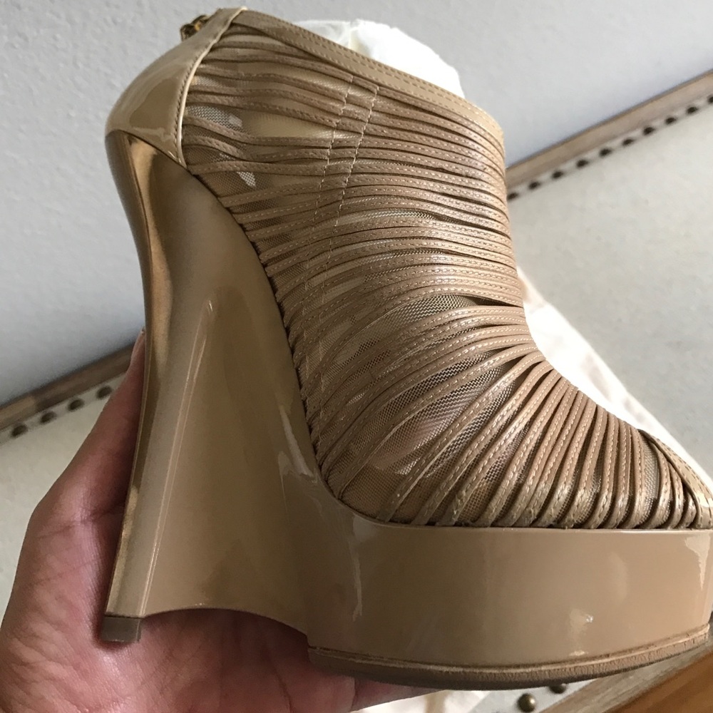 SOLD!!! Jimmy Choo wedges size 37.5 - Picture 6 of 8