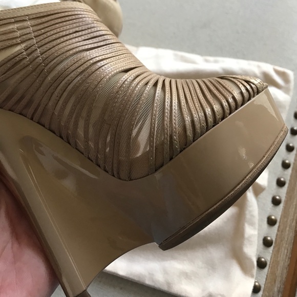 SOLD!!! Jimmy Choo wedges size 37.5 - Picture 5 of 8