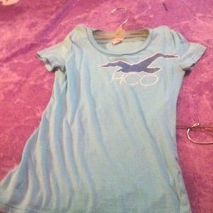 Hollister t shirt