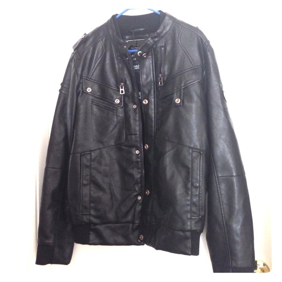 NWT 🆕Men's Faux Leather Jacket