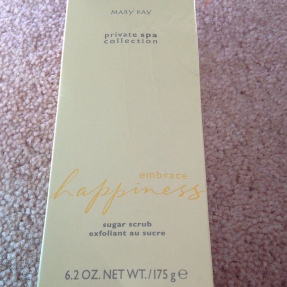 Mary Kay embrace happiness sugar scrub