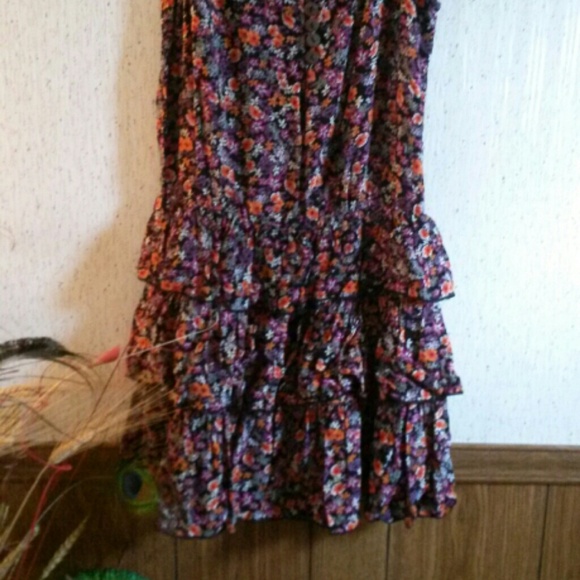 SOLD🚨 RubyRox Floral Print Ruffle Dress - Picture 2 of 3