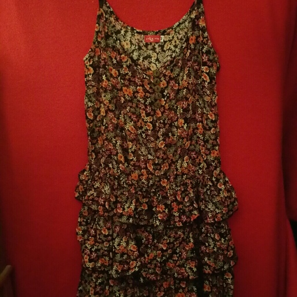 SOLD🚨 RubyRox Floral Print Ruffle Dress - Picture 3 of 3