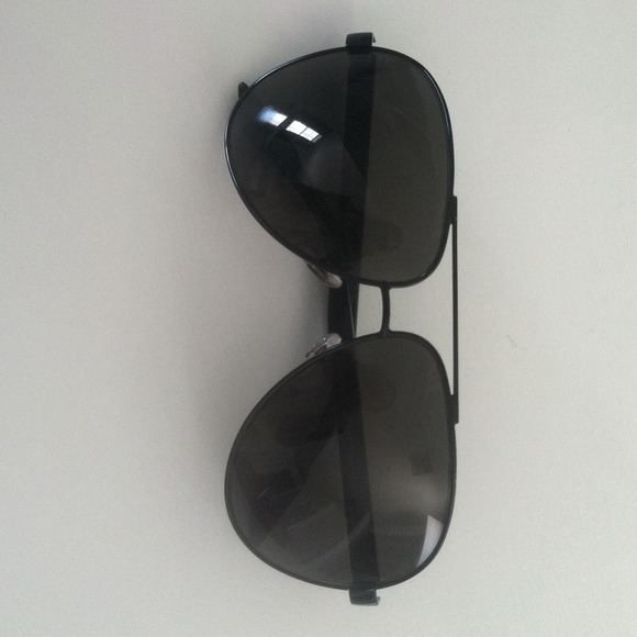 Gucci Accessories - Gucci Sunglasses