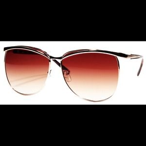 Gold cat eye sunglasses and gradient brown lenses