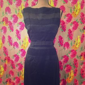 Vintage black sheath dress approx size 4