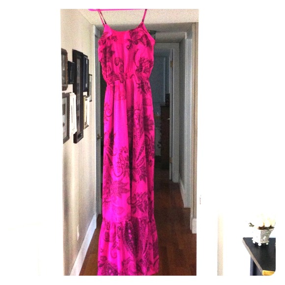 GIFTED****Express pink maxi