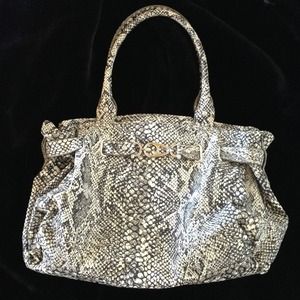 New York & Company Purse