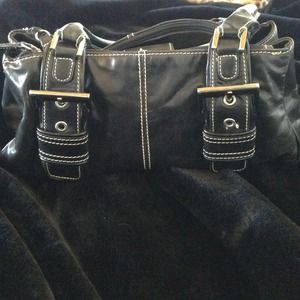 Classic Wilson's Leather Purse!