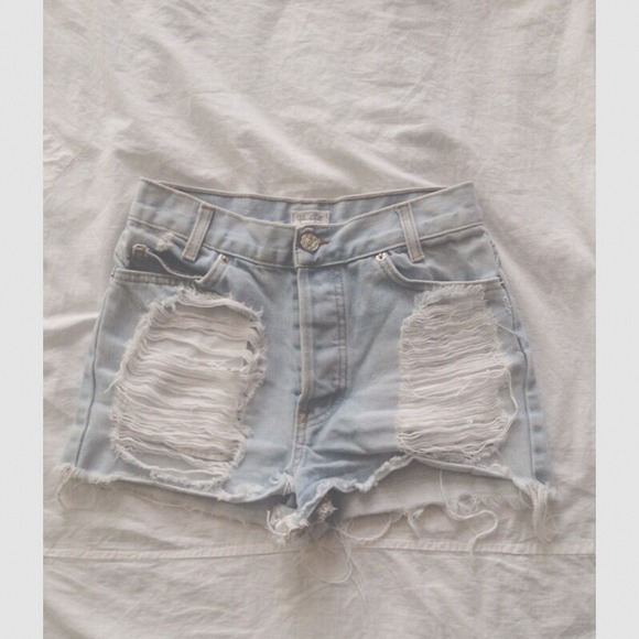 Brandy Melville high waisted shorts