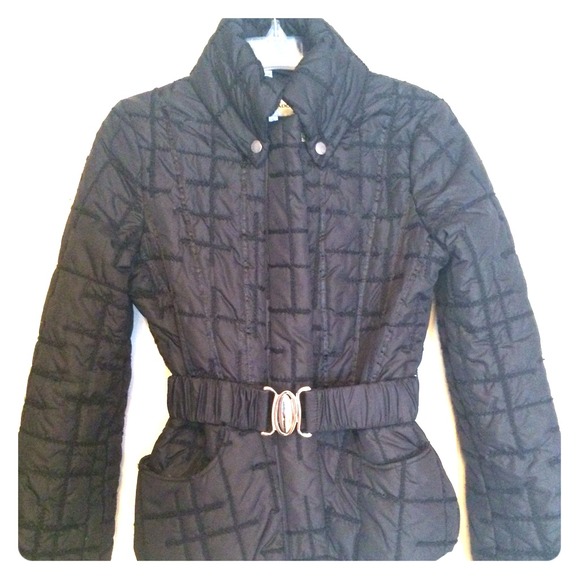 Sporty, chic, belted jacket
