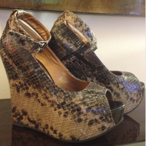 Shoes