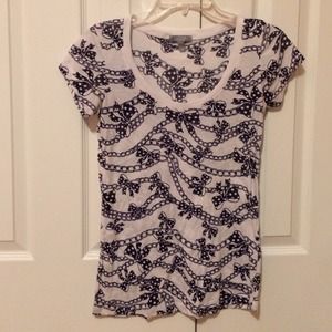 Bow and chain short sleeved top!!