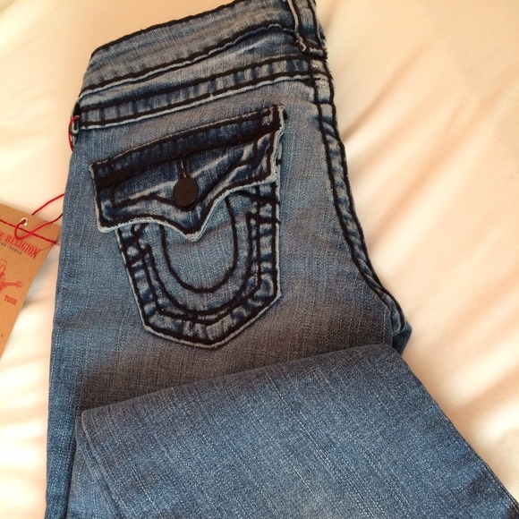 !!SOLD!! True religion Becky super T woman jean