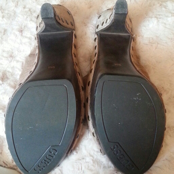 GUESS Open Toe Suede Clogs - Very Sexy! - Picture 3 of 3