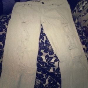 Bullhead boyfriend skinny jeans
