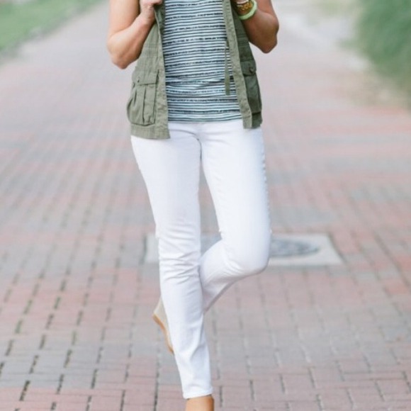 J. Crew Jeans - J.Crew white matchstick skinny jean J. Crew Jeans - J.Crew white matchstick skinny jean