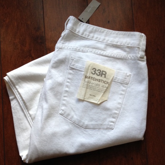 J. Crew Jeans - J.Crew white matchstick skinny jean J. Crew Jeans - J.Crew white matchstick skinny jean