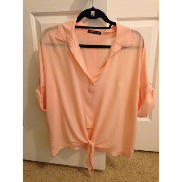 NWOT Brandy Melville coral colored shirt - Picture 2 of 4