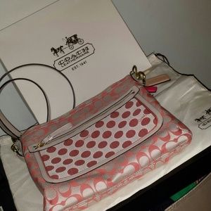 ORIGINAL NEW COACH PURSE!!!