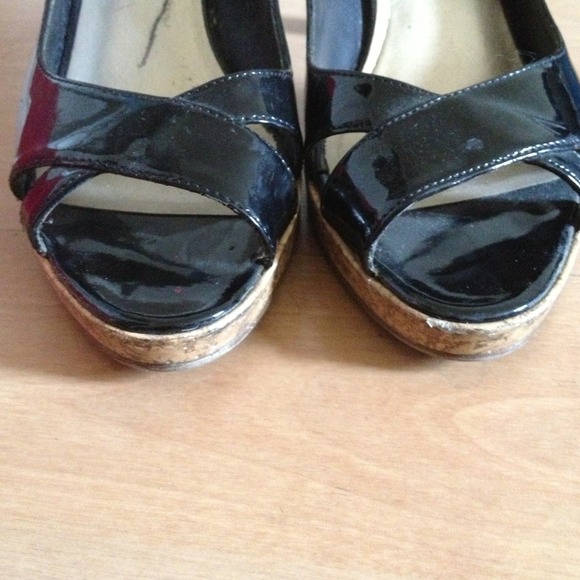 Heels - Picture 2 of 4