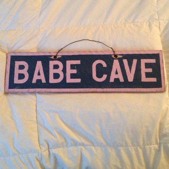 Brandy Melville "Babe Cave" sign. NWT