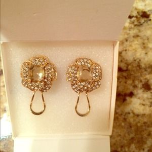 Stella and Dot Pave' Flower Earrings