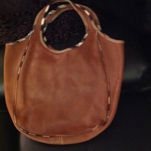 Brown leather Burberry purse!!!