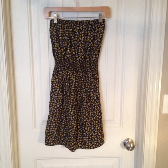 Strapless dress
