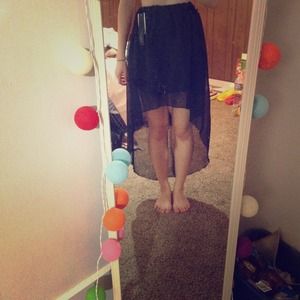 Black high-low skirt