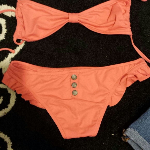 NWOT quicksilver bikini - Picture 2 of 3