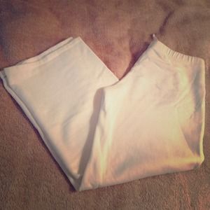 ✨Bundled✨ Wide leg white pants