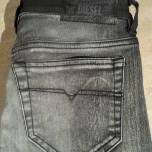 *** Reduced $*** Skinzee Diesel jeans