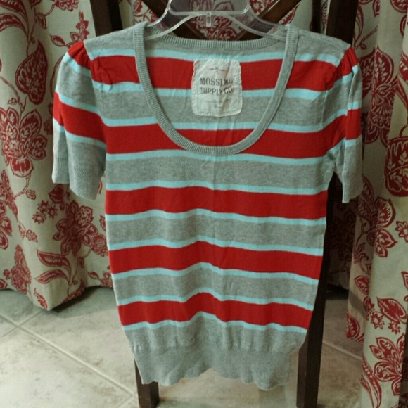 Mossimo Sweaters - Cute & different color short sleeve sweater