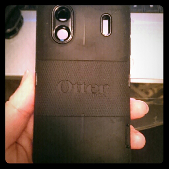 HTC DESIGN OTTER BOX - Picture 1 of 3